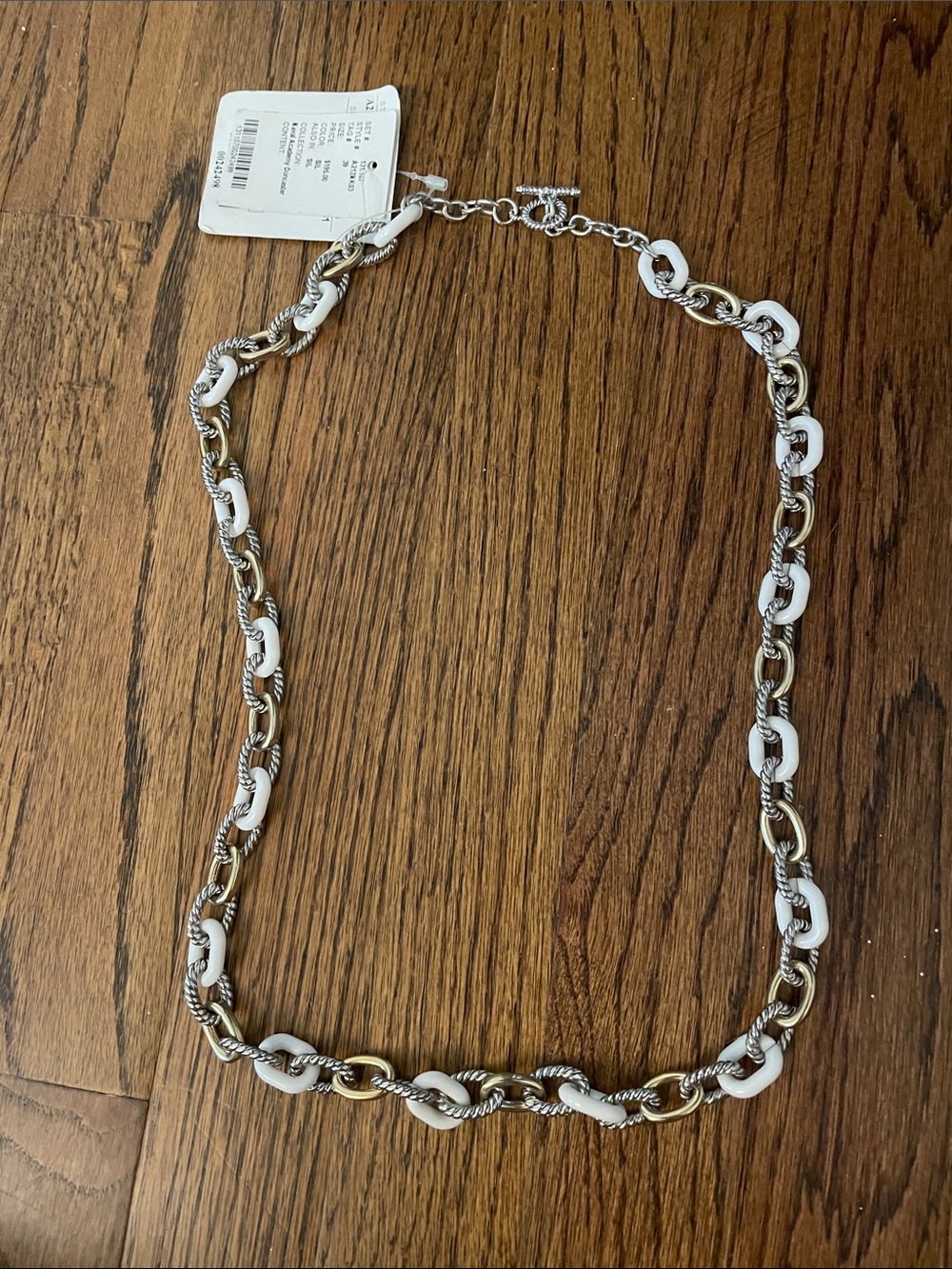 Doncaster White and Gold Link Necklace